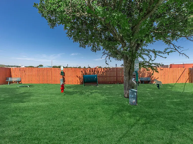 Rolling Hills Place — Photo 10