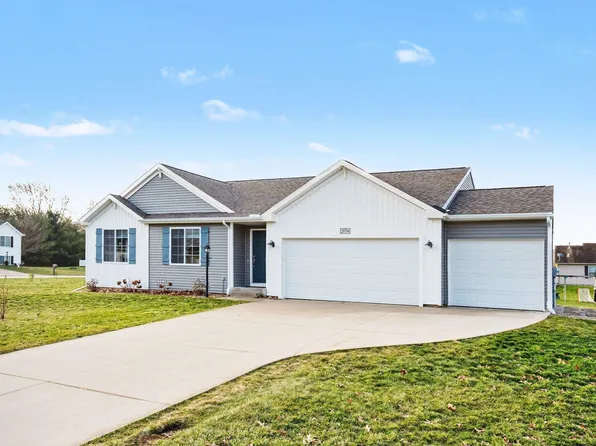 29794 Dallas Dr, Elkhart, IN 46514