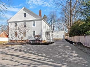 8 Main St, Pepperell, MA 01463