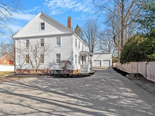 8 Main St, Pepperell, MA 01463