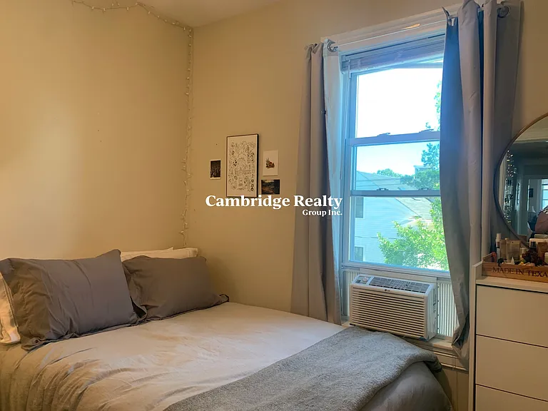 69 Newton St #3L — Photo 21