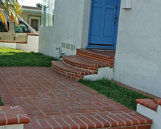 4th image of 4930 Emelene St