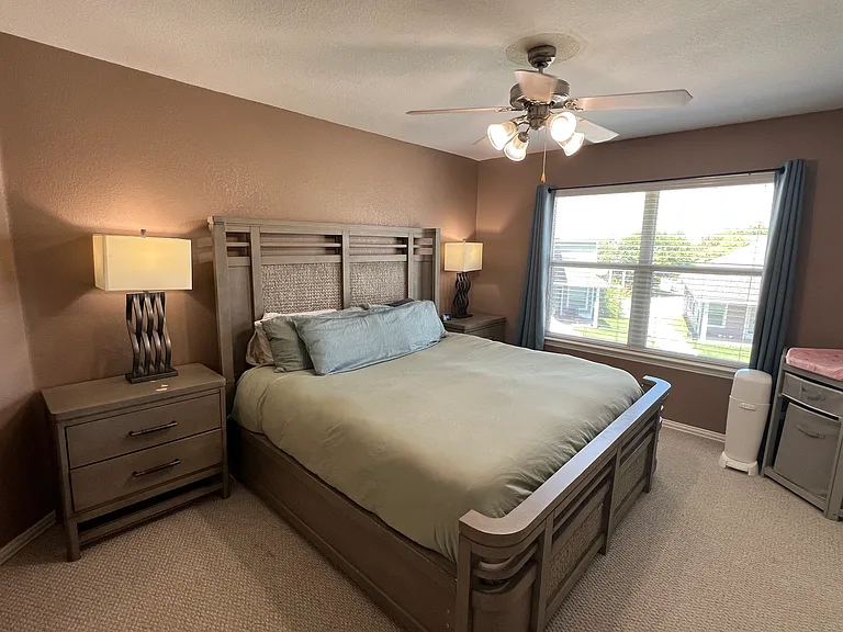 10215 Waterbury Dr — Photo 32