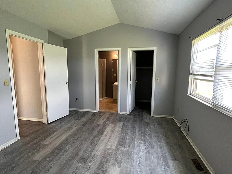6643 Fairway Ave — Photo 13