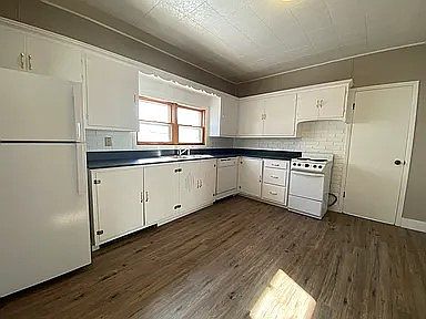 4th image of 2012 Madison St #2