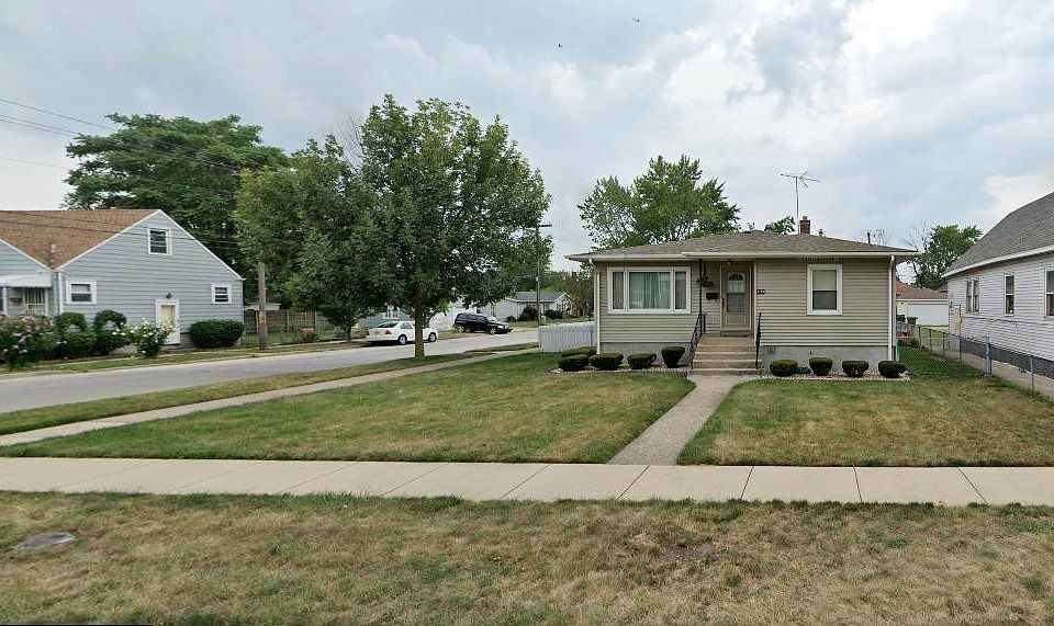 2nd image of 4250 Torrence Ave