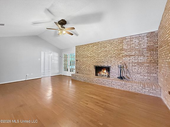 5th image of 703 Tantallon Dr
