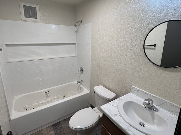 5th image of 1019 N 2nd St #11503364