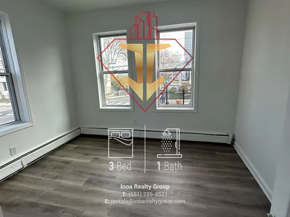 207 Arlington Avenue image 5 of 14