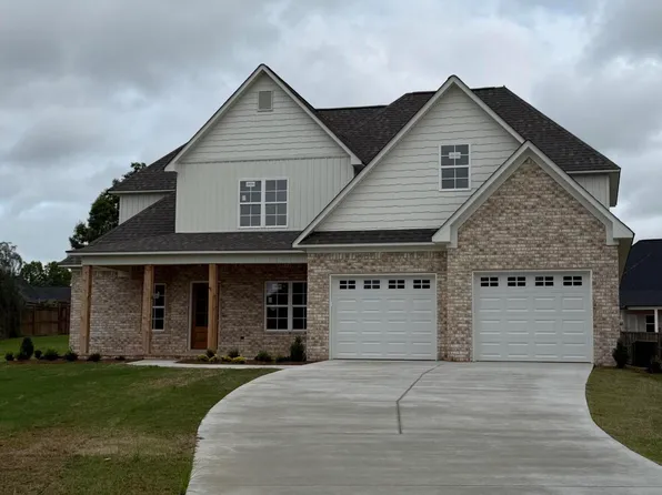 1068 Scotts Place Dr, Saltillo, MS 38866