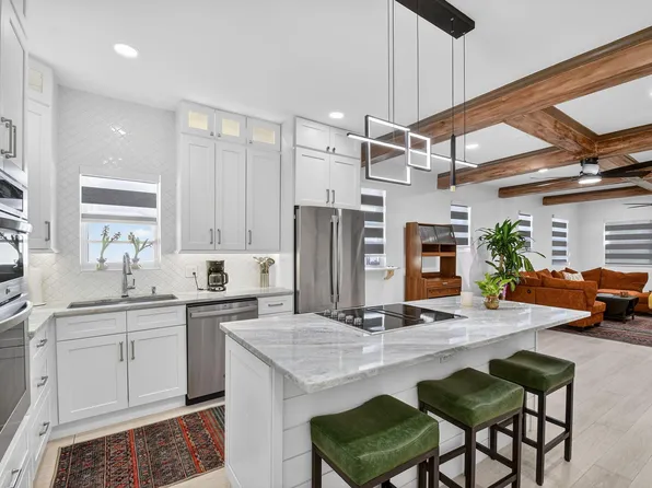 1511 S Palmway, Lake Worth, FL 33460