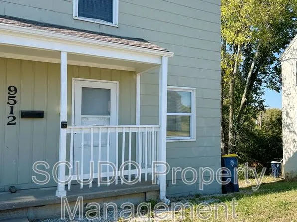 9512 Charlotte St, Kansas City, MO 64131