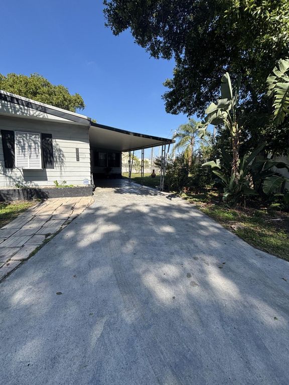 3271 Fairway Drive, photo 3