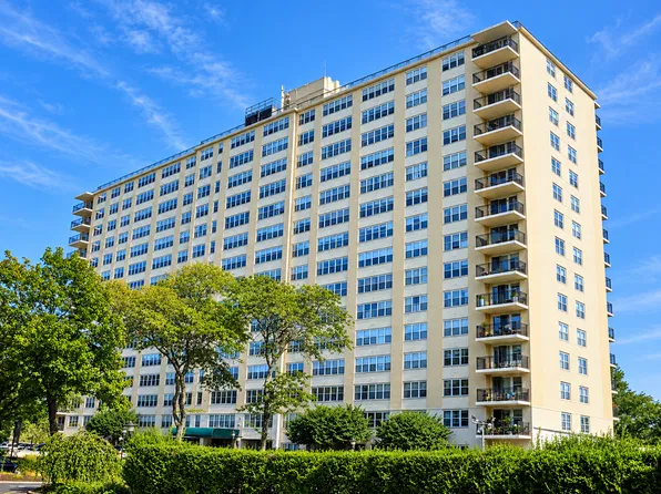 2625 Park Ave Unit 3F, Bridgeport, CT 06610