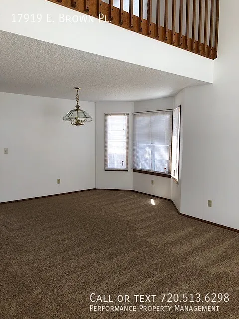 Beautiful 3-Bedroom Aurora Home with Spacious Yard & Modern Comforts — Photo 3