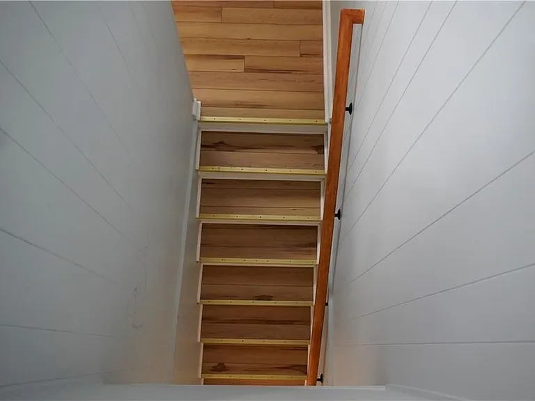 1358 Narragansett Blvd — Photo 24
