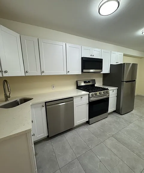509 Jersey Ave #2B — Photo 4