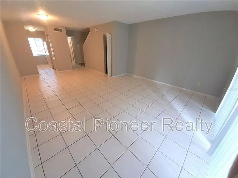 7600 Abbey Ln #C — Photo 3