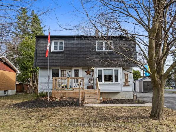 26 Starwood Rd, Ottawa, ON K2G 1Y8