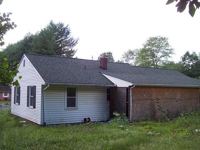 2nd image of 586 Valley Dr