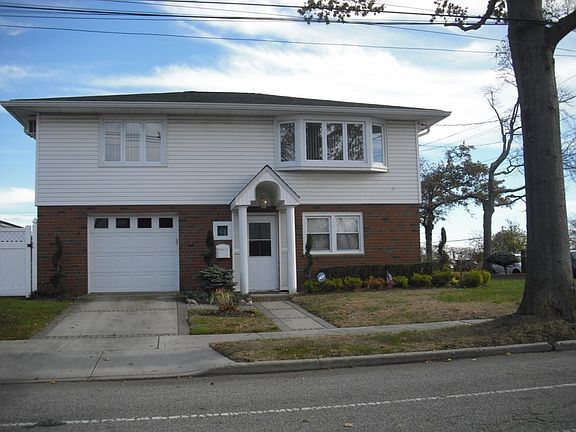 2nd image of 16449 91st St