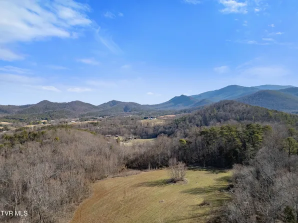 Timber Ln, Greeneville, TN 37743