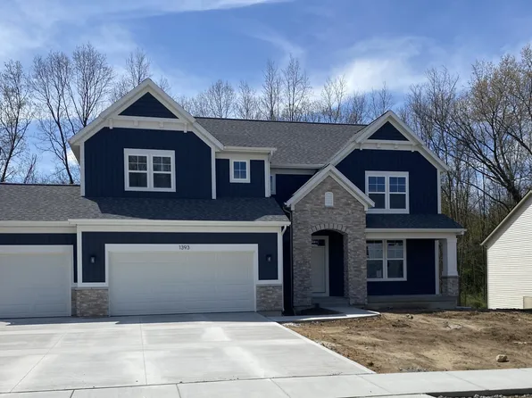 1393 Kimber Dr, Lowell, MI 49331