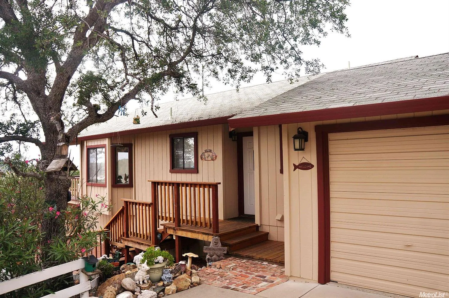 5270 Arbolada Dr photo 1
