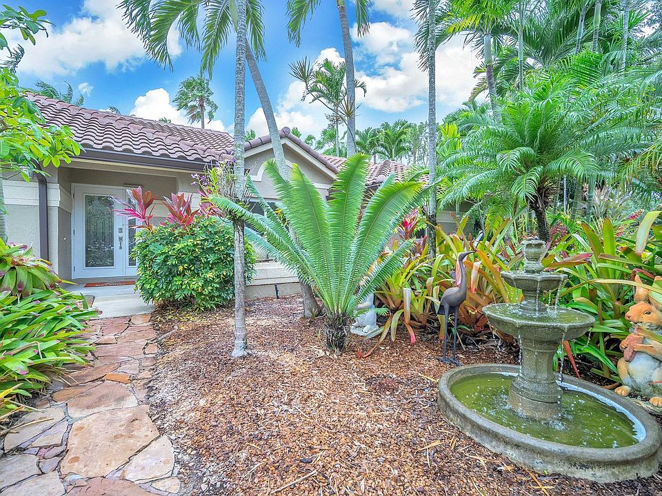 1st image of 186 NW 164th Avenue