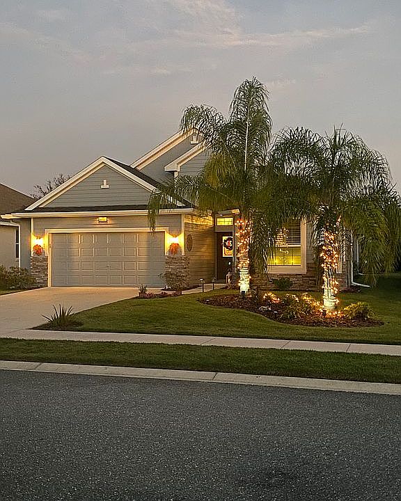 1st image of 8032 Waterbury Way