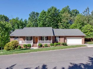 7513 Wickam Rd, Knoxville, TN 37931