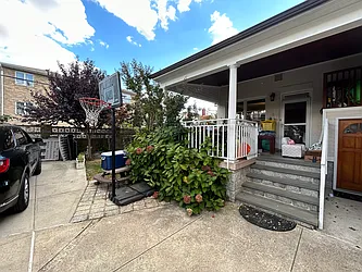 Rented by REMAX Elite