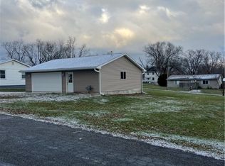 1711-1713 Adams St, Tilton, IL 61833