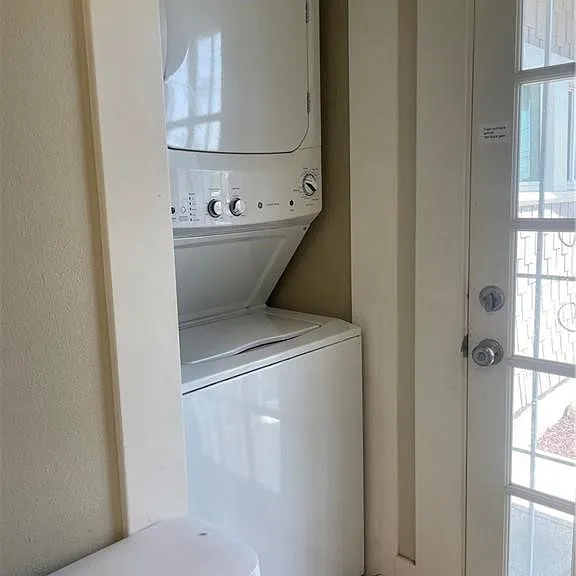 596 E Arrow Hwy — Photo 11