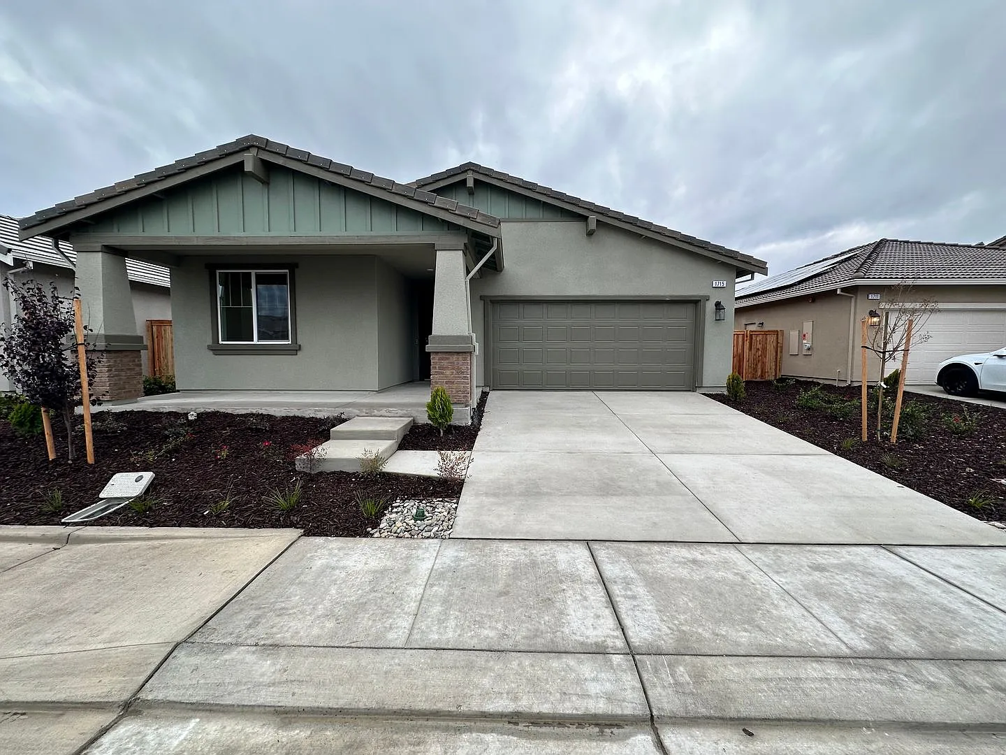 1715 Lacey Ave photo 1