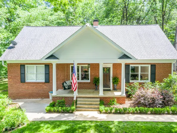 711 Greensboro St, Starkville, MS 39759