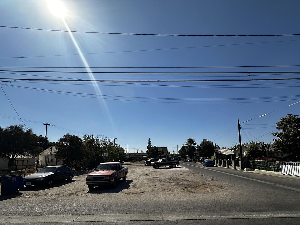 2nd image of N Palm Street