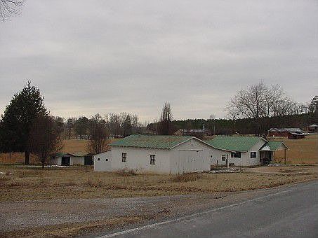 2nd image of 4020 Morrison Creek Rd