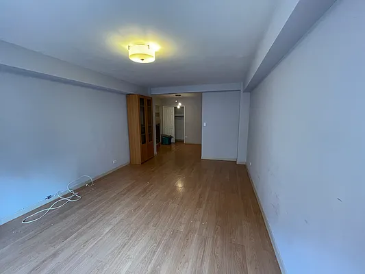 Rented by Voro, LLC | media 19