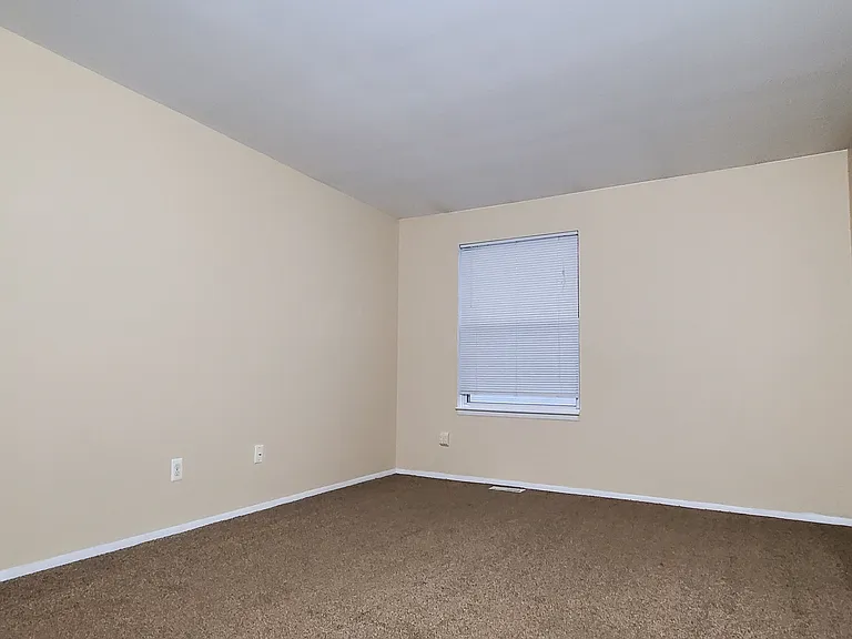 247 Aqueduct Dr — Photo 10