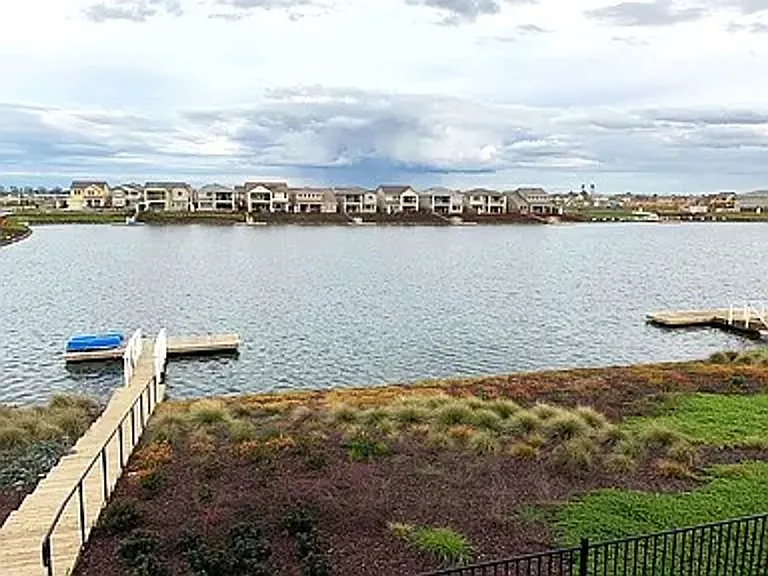 17978 Silver Springs Way — Photo 12