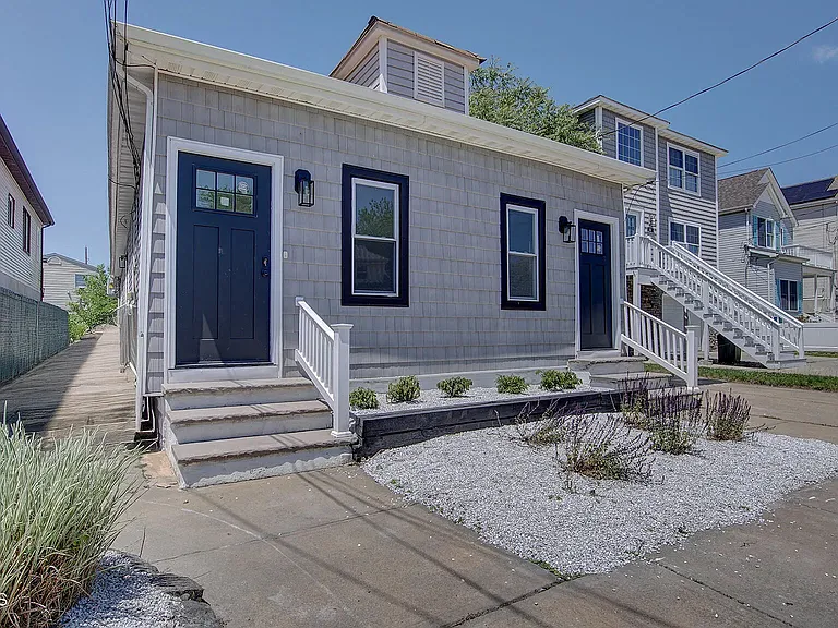 19 Bayview Ave #B — Photo 2