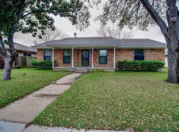 4th image of 1709 Charlotte Dr