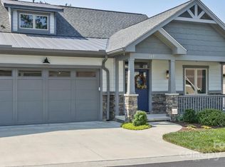 185 Sports Village Dr, Hendersonville, NC 28739