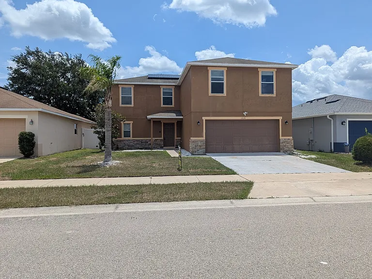 1628 Strathmore Cir — Photo 49