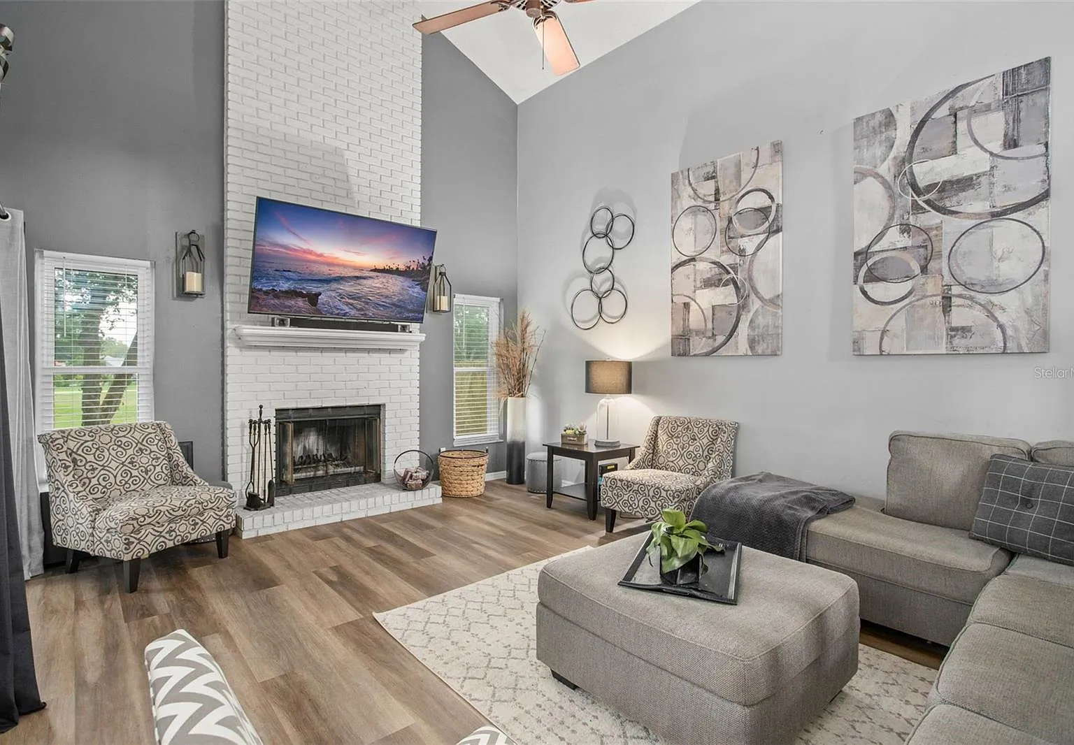 2 bed, 1892 sqft, $3,250 — Photo 4