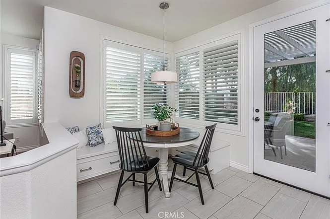 15464 Borges Dr — Photo 77