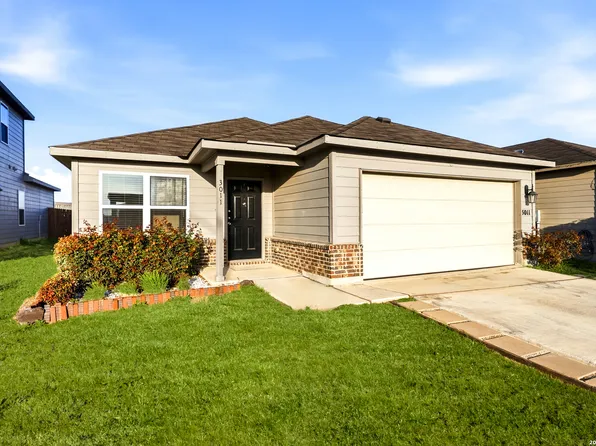 3011 Pacific Coast, Converse, TX 78109