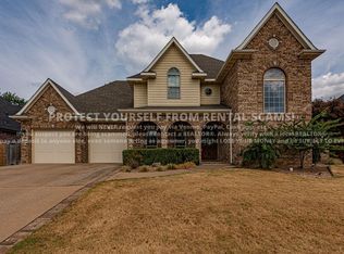 4003 NE Cadbury Ave, Bentonville, AR 72712
