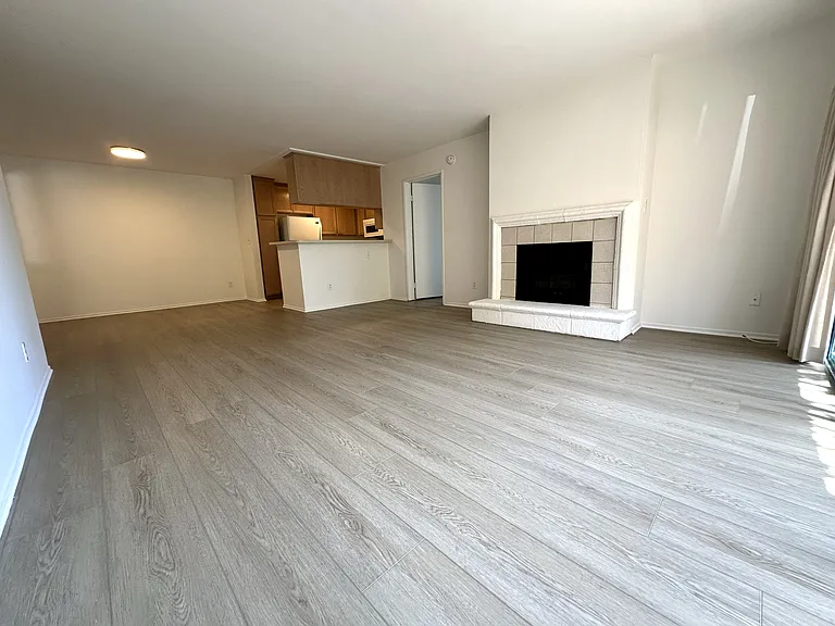 1345 S Westgate Ave #104 — Photo 7